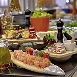Radisson Blu &
