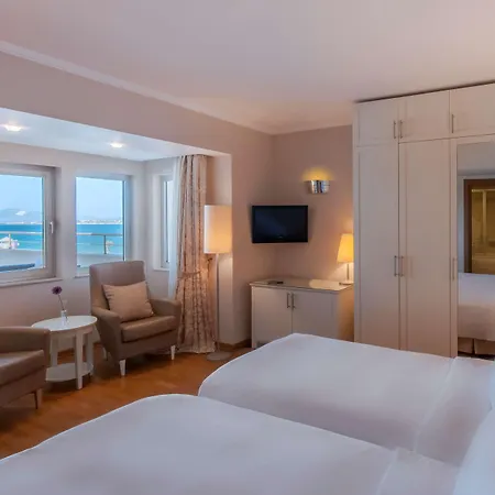 Rezort Radisson Blu &
