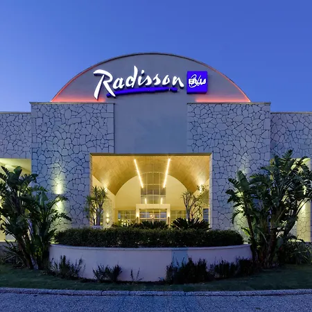 Radisson Blu & 5* Cesme