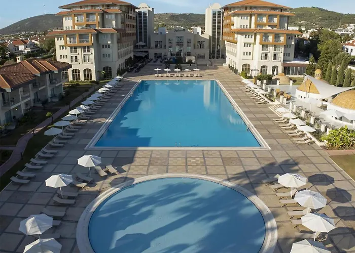 切什梅丽笙布鲁spa度假酒店 度假村 5*