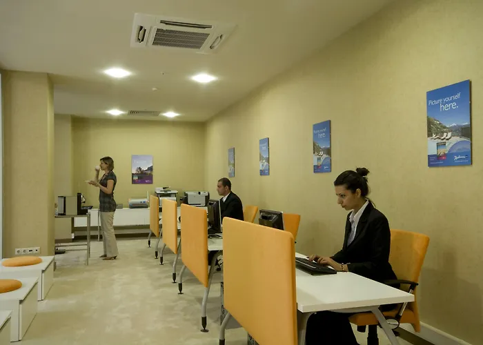 切什梅丽笙布鲁spa度假酒店