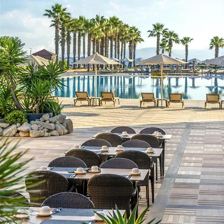 切什梅丽笙布鲁spa度假酒店 5* Çeşme
