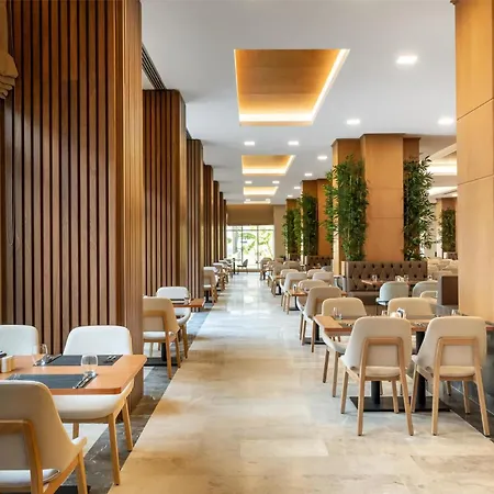 Üdülőközpont Radisson Blu & Çeşme