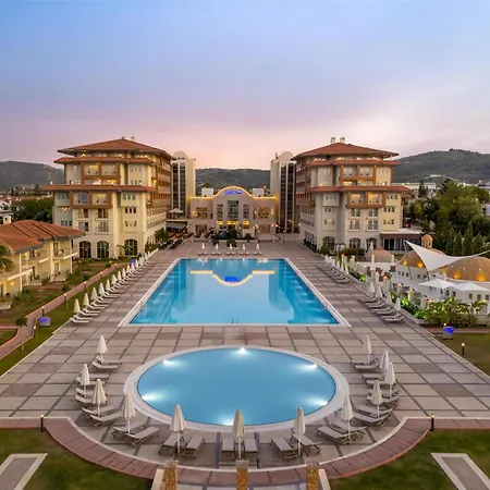 Radisson Blu & Θέρετρο