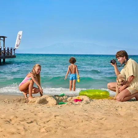 Resort Radisson Blu &