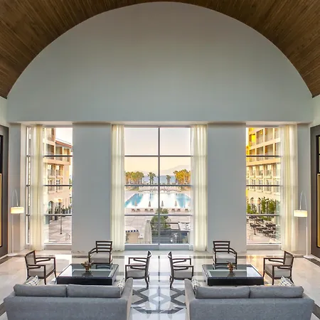Üdülőközpont Radisson Blu & Çeşme