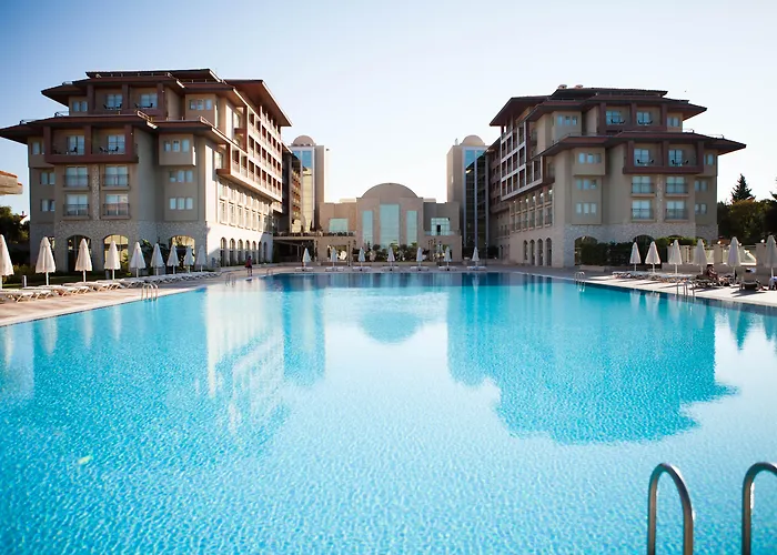 切什梅丽笙布鲁spa度假酒店 5*