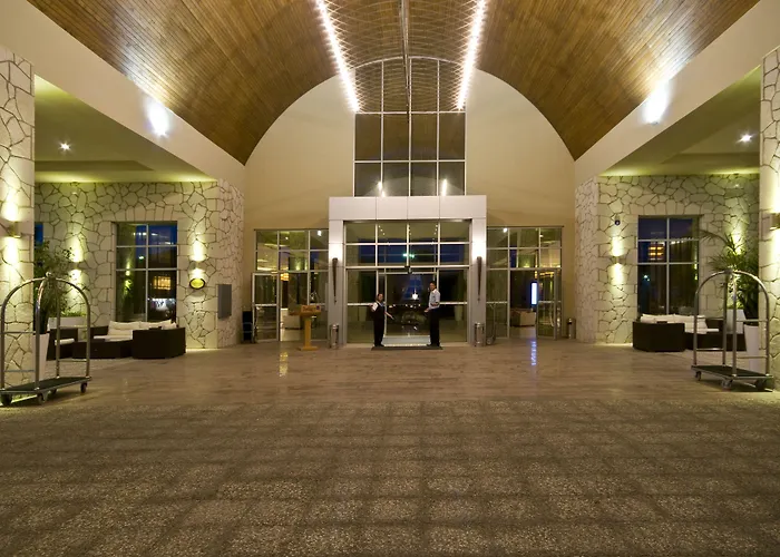 切什梅丽笙布鲁spa度假酒店 5* Çeşme